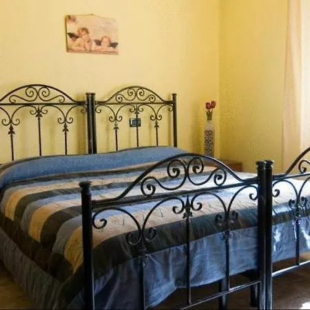 Mare Nostrum Couette-café 3*